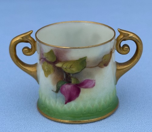 Royal worcester hand - royal, painted