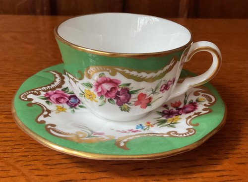 Royal worcester miniature - royal, cup