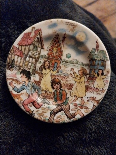 Royal worcester miniature - royal,