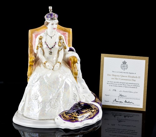 Royal worcester queen - royal,