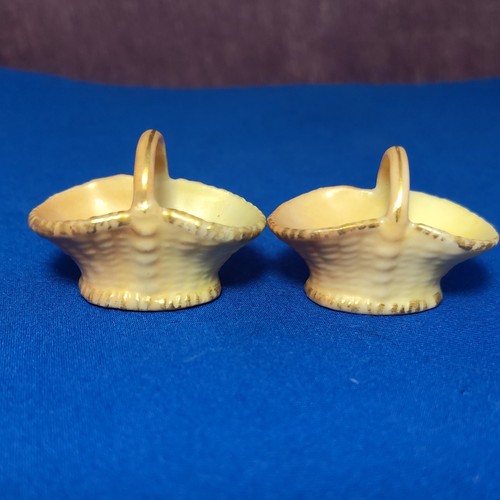 Pair royal worcester - of,